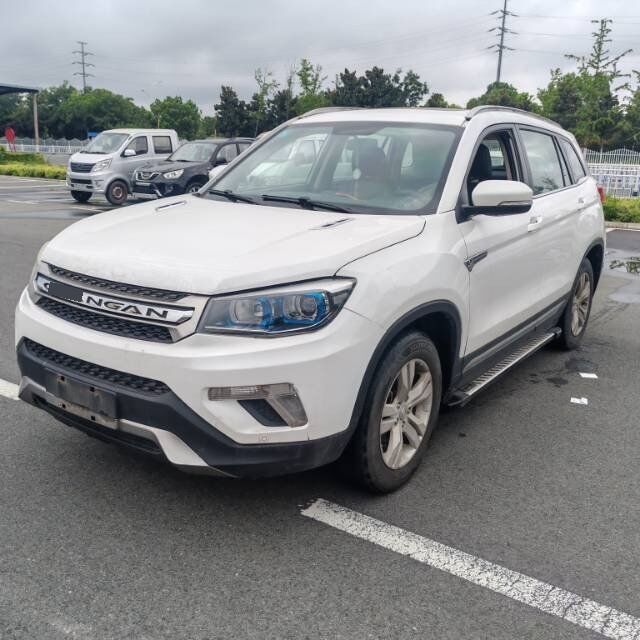 Changan Changan 2014 CS75 2.0 Luxury Edition used car for export from China