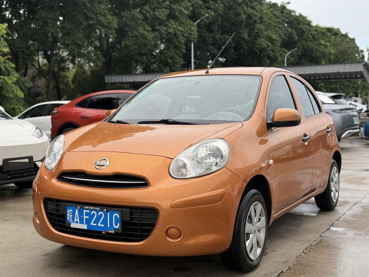 Nissan 2012 March 1.5 XV E-Smart Version