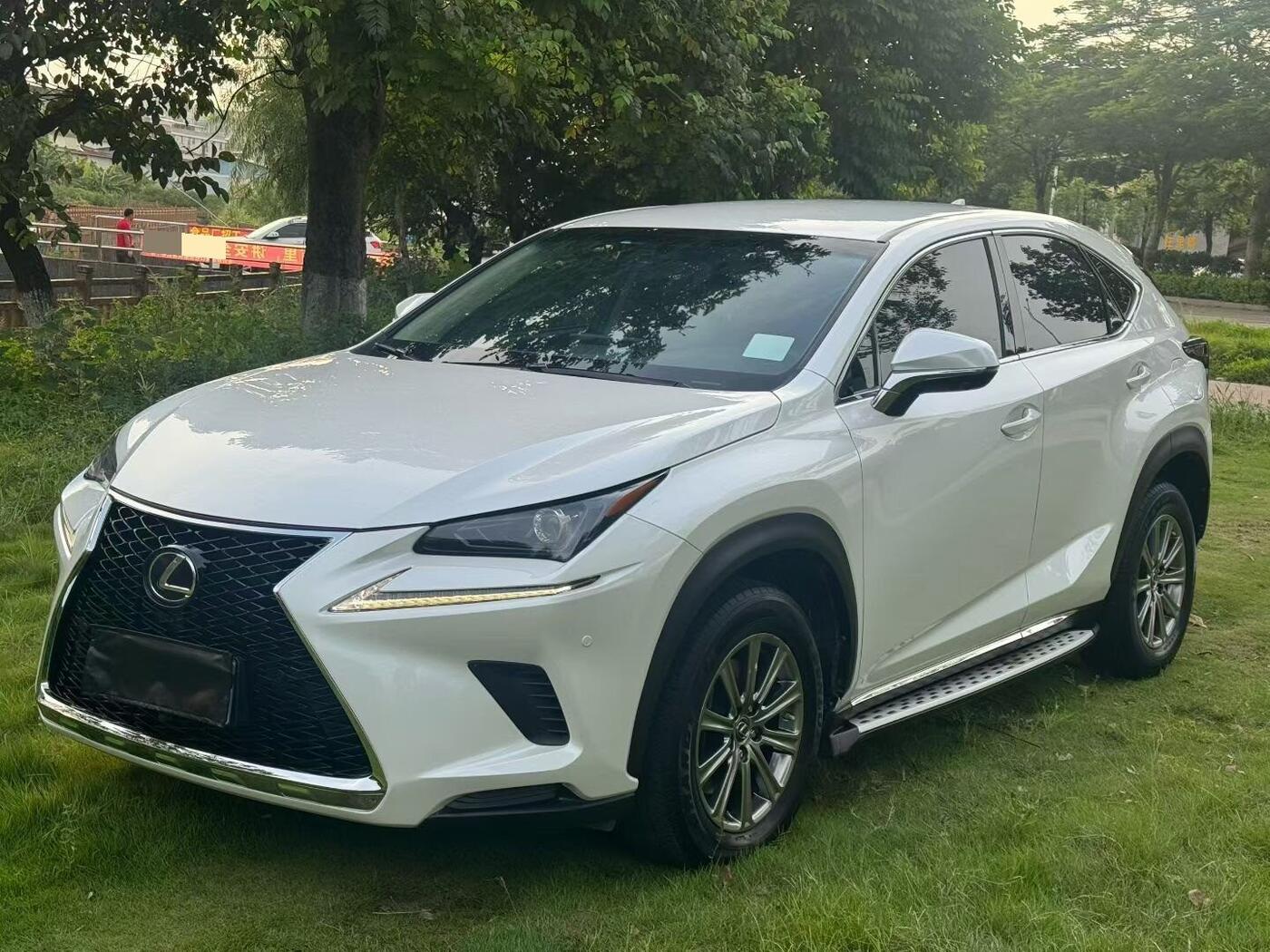 Lexus NX (Imported) 2017 NX200 2.0 CVT F-Sport Edition