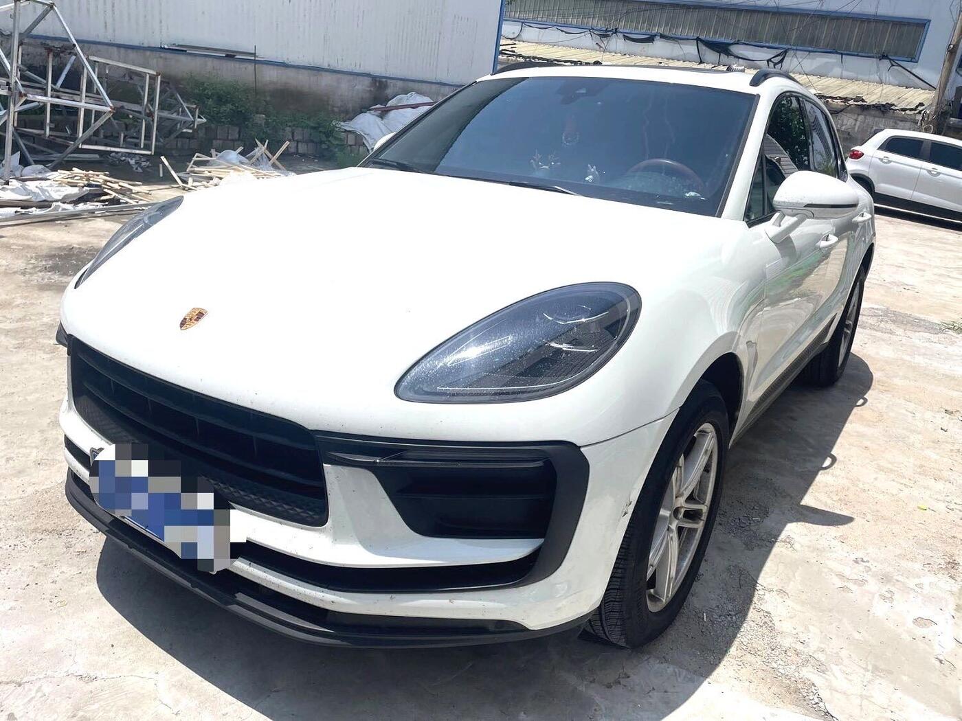 Porsche Macan (Imported) 2024 Macan T 2.0T