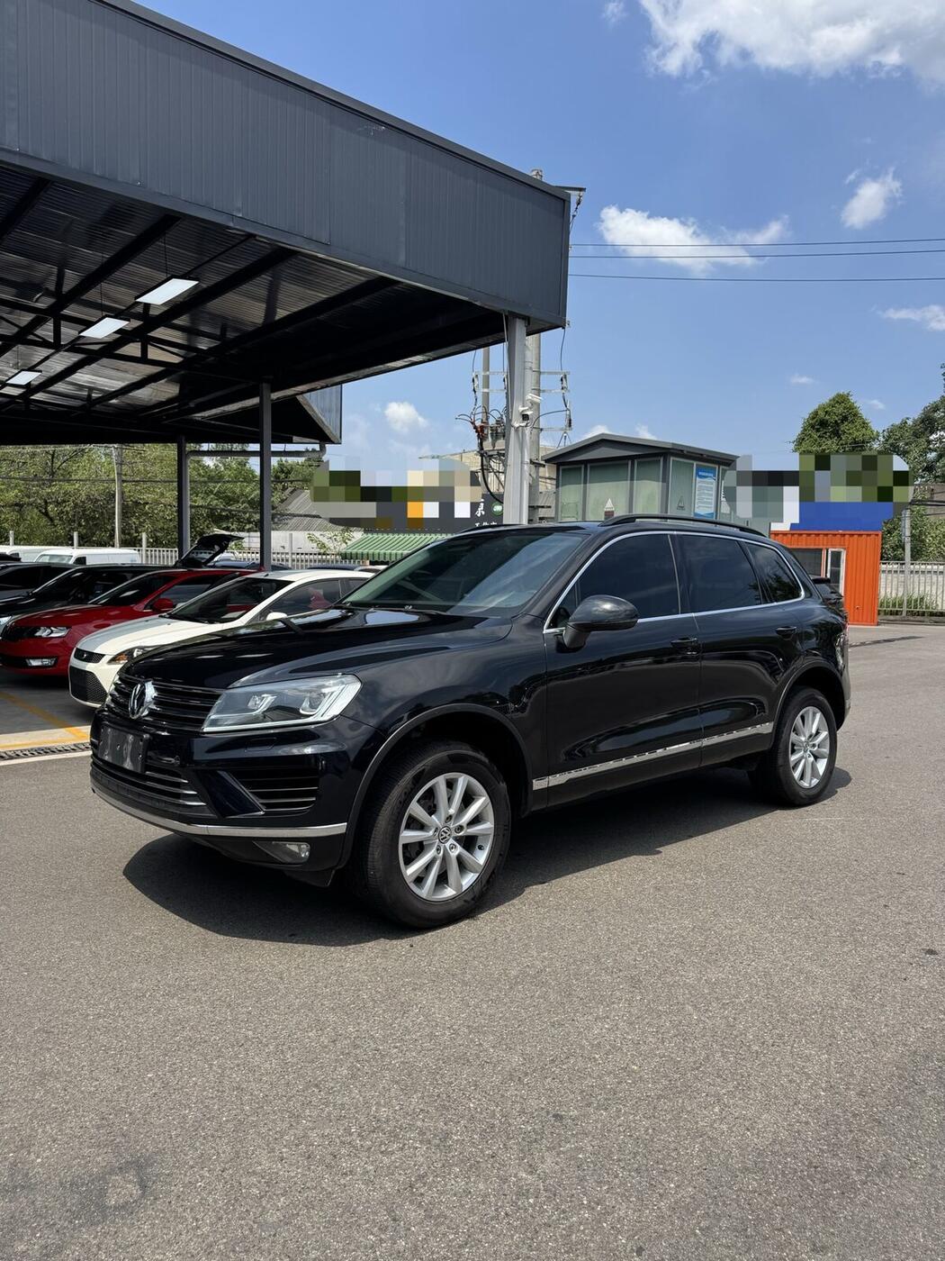 Volkswagen Touareg (Imported) 2017 Touareg 3.0 TSI Explorer