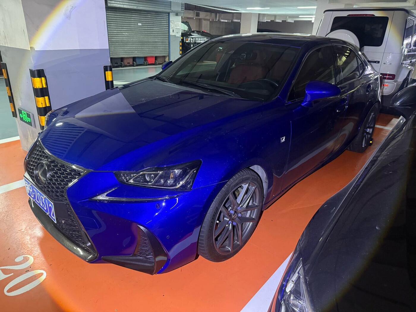Lexus IS (Imported) 2017 IS300 F SPORT 2.0T