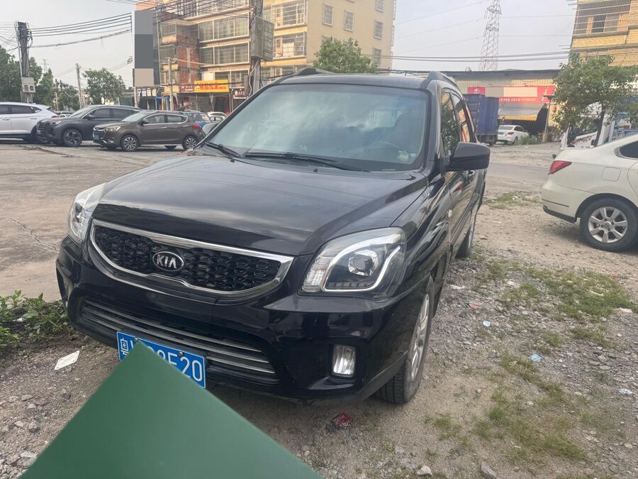 Kia Kia 2013 Sportage 2.0 GL 2WD used car for export from China