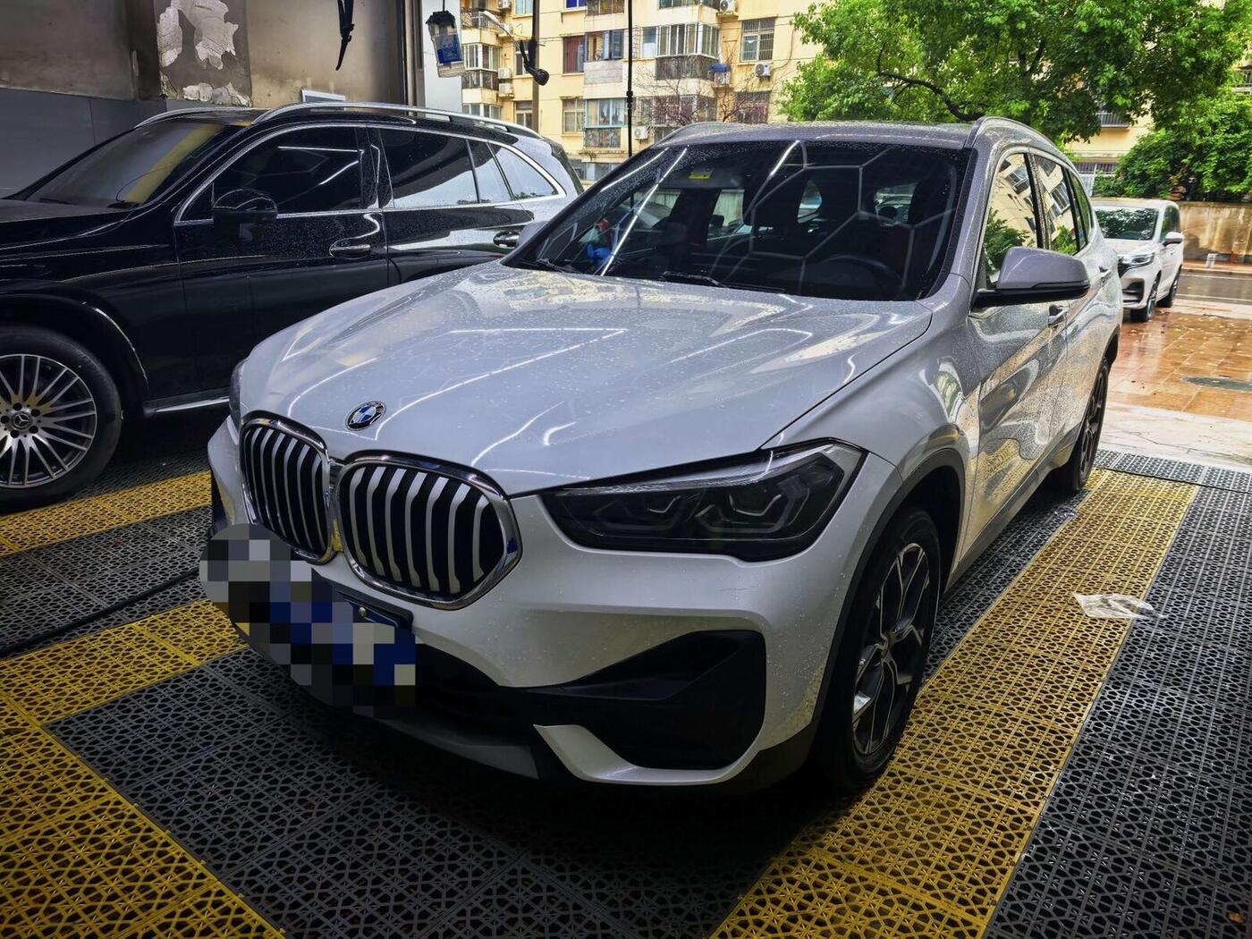 BMW 2022 X1 sDrive25Li 2.0T Leading Model