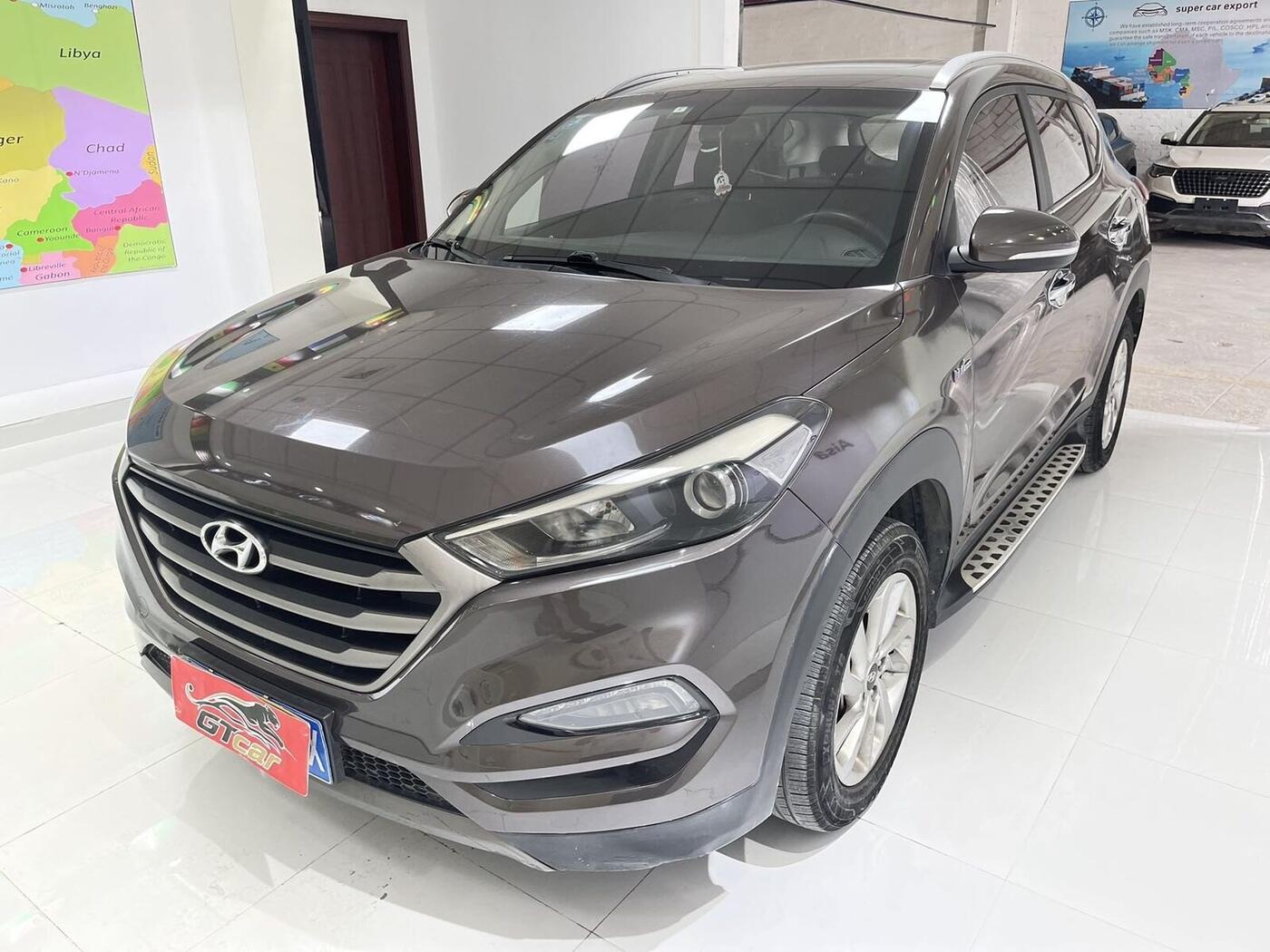Hyundai 2015 Tucson 1.6T GL Front-Wheel-Drive Comfort Model