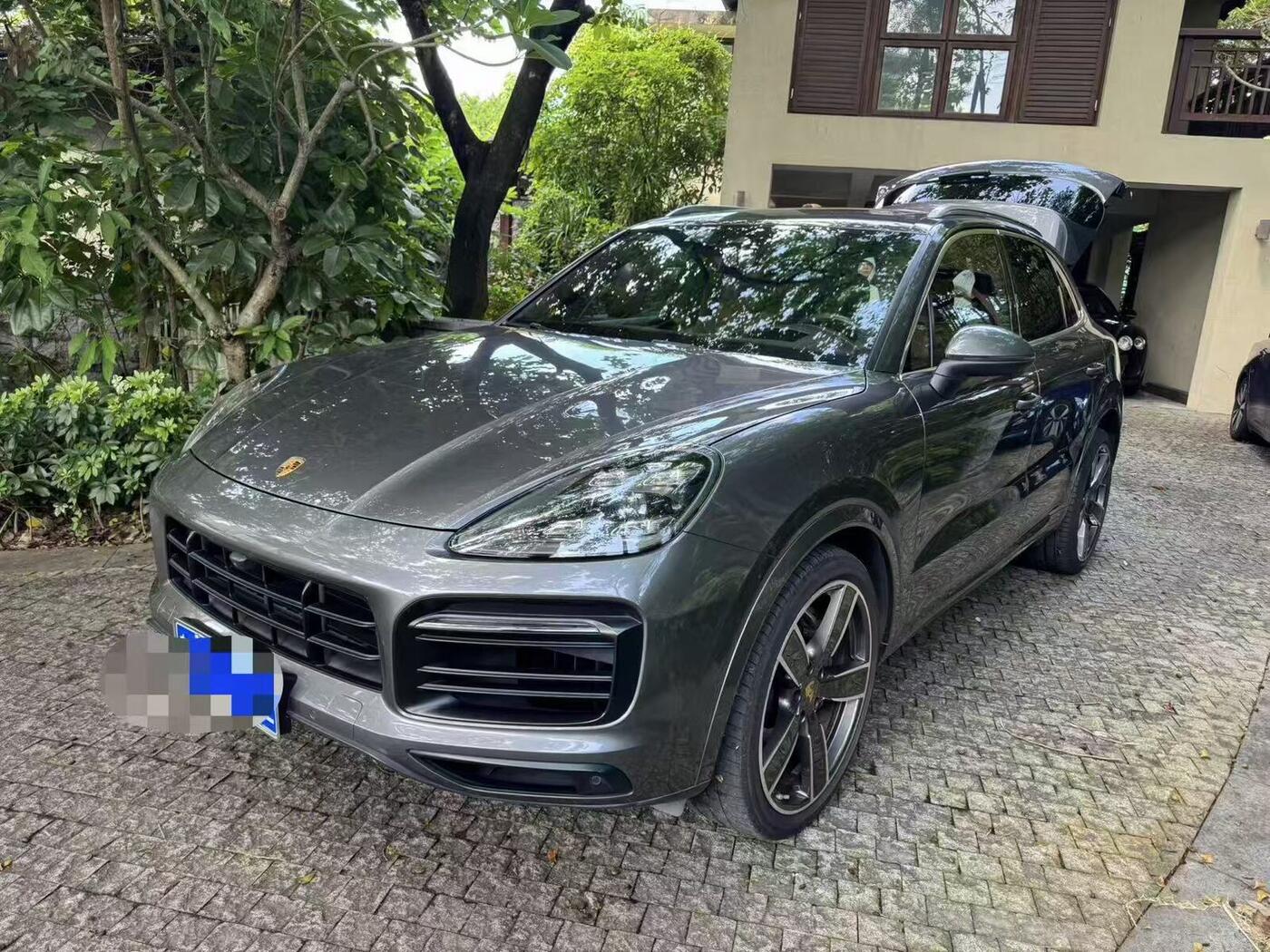 Porsche Cayenne (Imported) 2022 Cayenne S 2.9T Platinum Edition