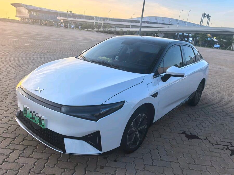 Xpeng XPENG 2021 P5 550E used car for export from China