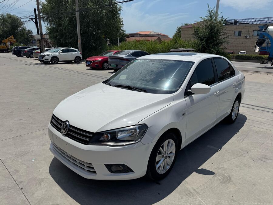 Volkswagen Volkswagen 2013 Jetta 1.6 Luxury Model used car for export from China