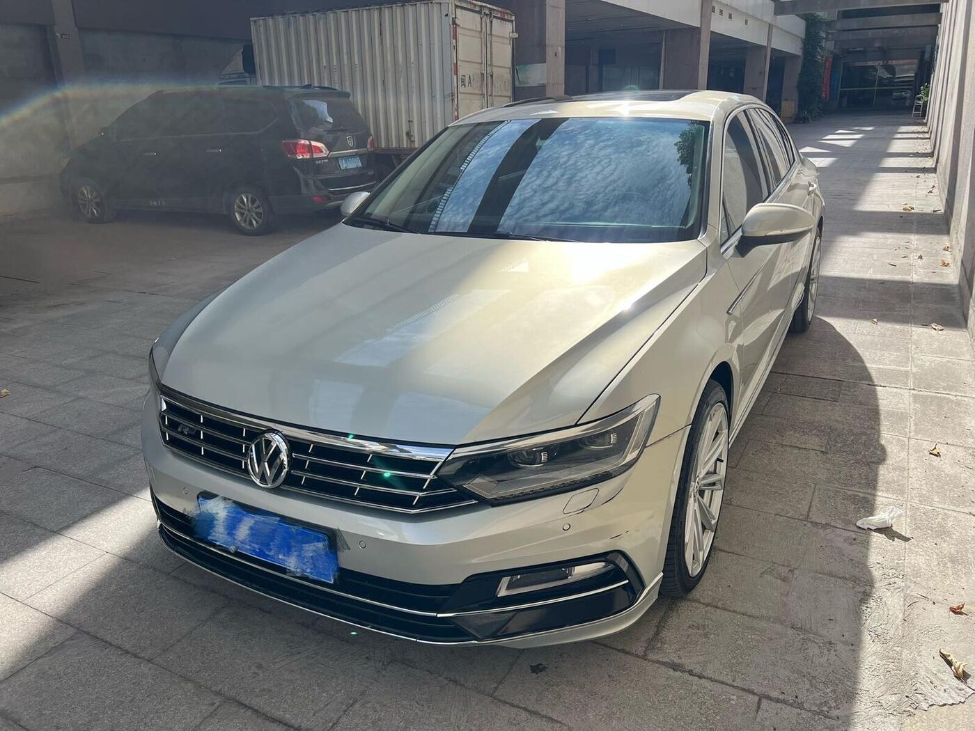 Volkswagen 2018 Magotan 1.8 TSI 330 TSI Luxury Model