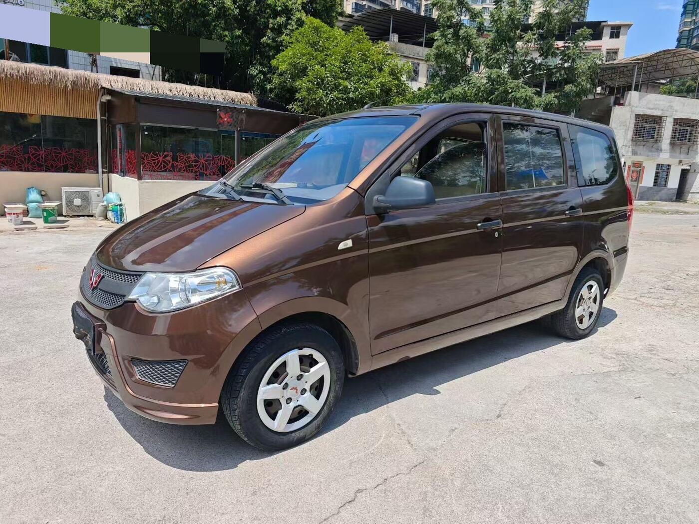 Wuling 2015 Hongguang S 1.5 Base Model 7–8 Seater