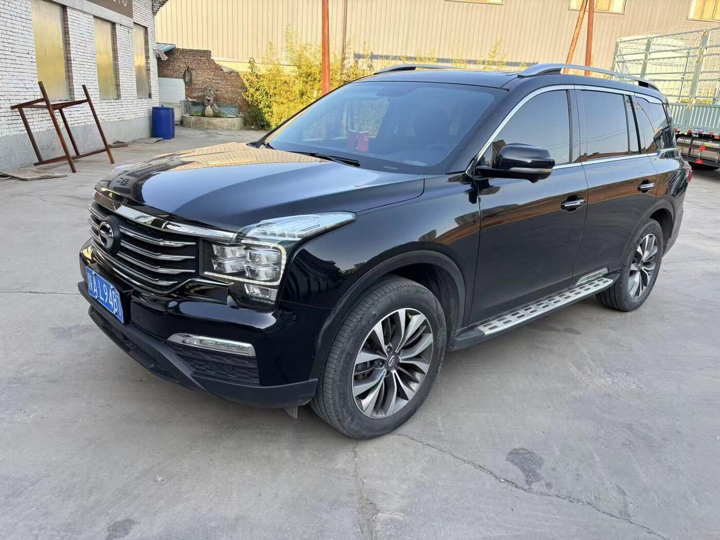 Trumpchi 2017 GS8 2.0T 320T All-Wheel Drive Luxury Smart Connectivity Edition