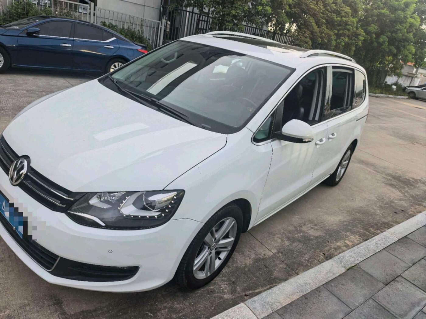 Volkswagen Sharan (Imported) 2018 Sharan 2.0 TSI 380 TSI Comfort 7-seater
