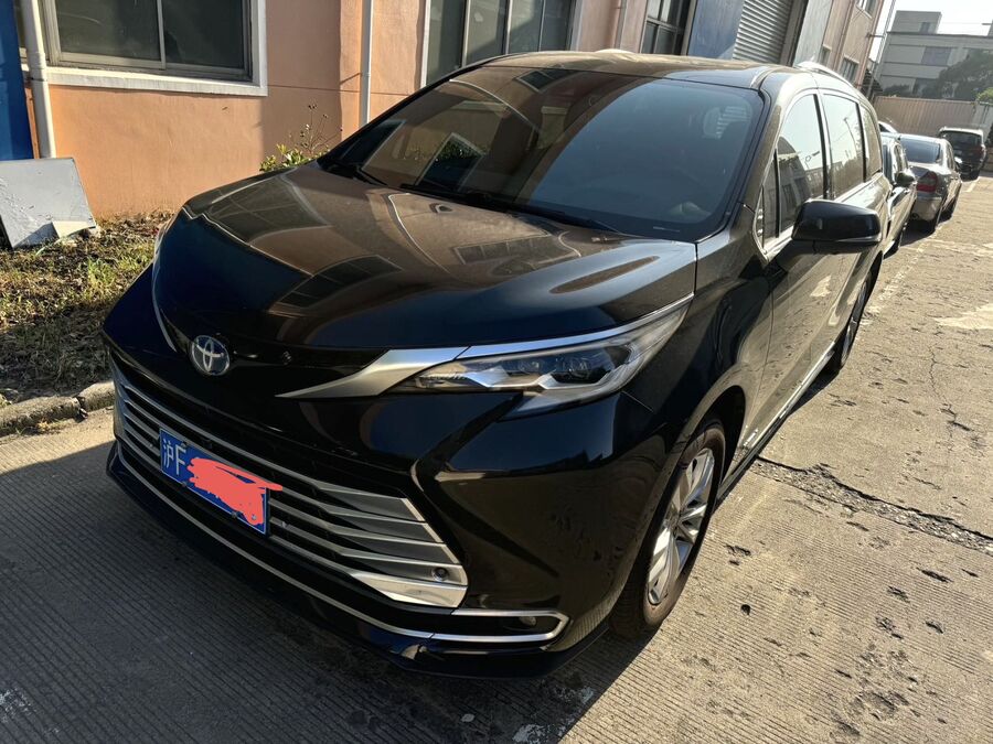 Toyota Toyota 2021 Sienna 2.5 CVT Platinum Edition used car for export from China