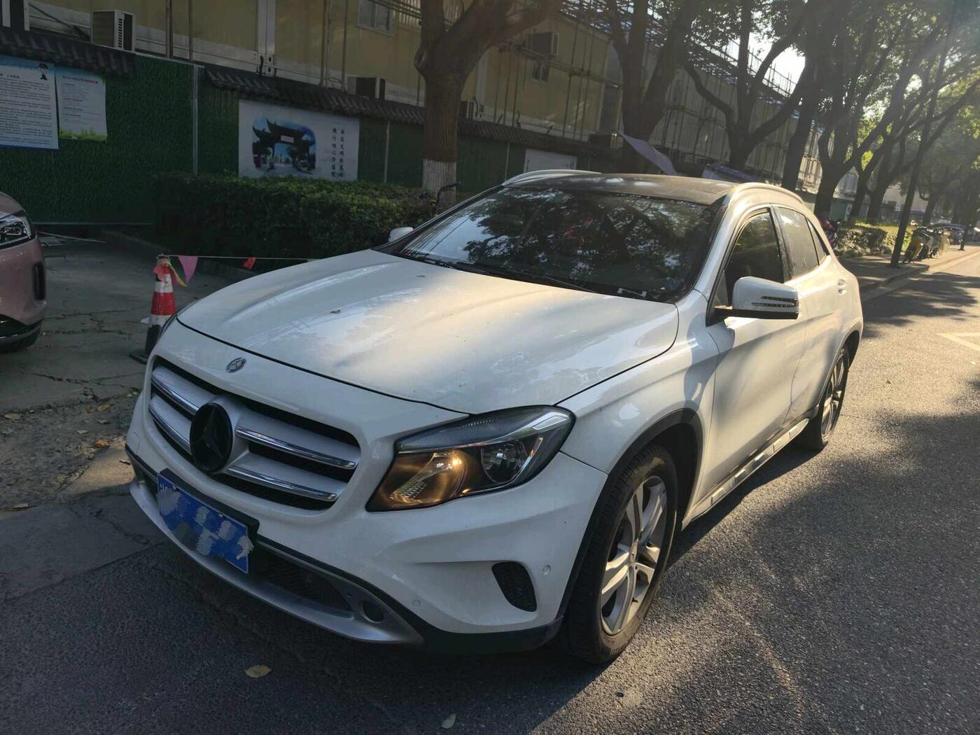 Mercedes-Benz 2016 GLA 200 1.6T Dynamic