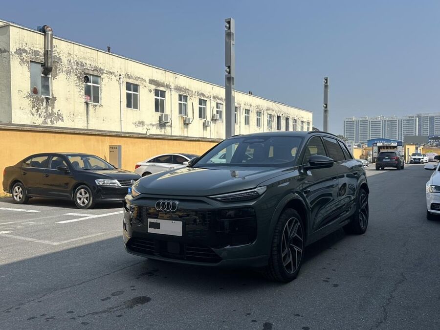 Audi Audi 2025 Q6L e-tron Ultra-Long Range Version used car for export from China