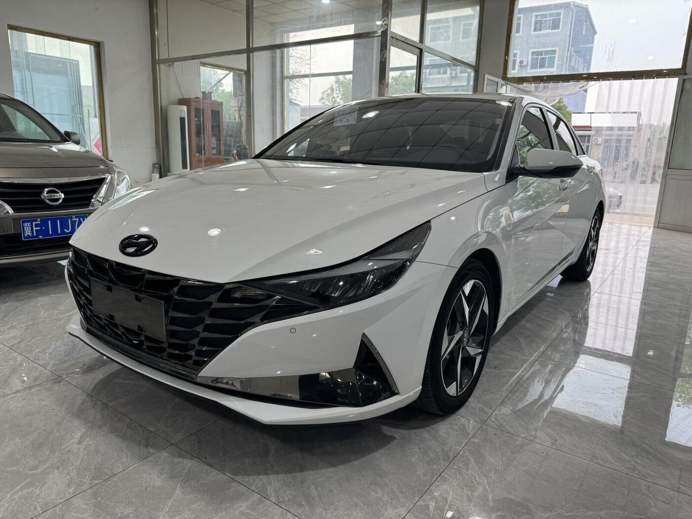 Hyundai 2022 Elantra Sedan 1.5 CVT GLX Elite