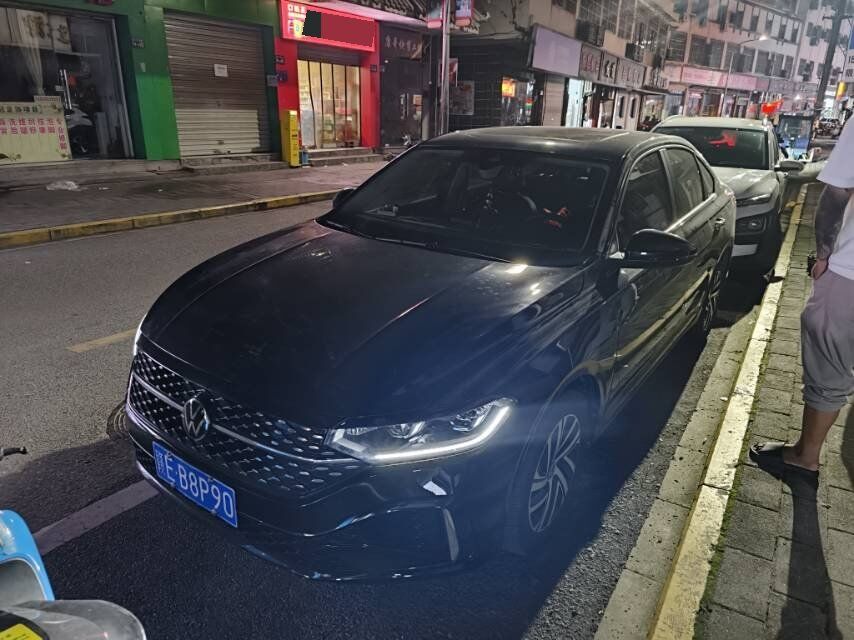 Volkswagen Volkswagen 2024 Lavida 1.5 TSI 300 TSI Starry Sky Man Yi Edition used car for export from China
