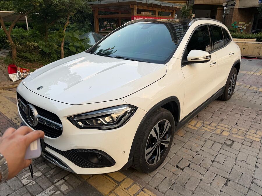 Mercedes Mercedes-Benz 2020 GLA 200 1.3T used car for export from China