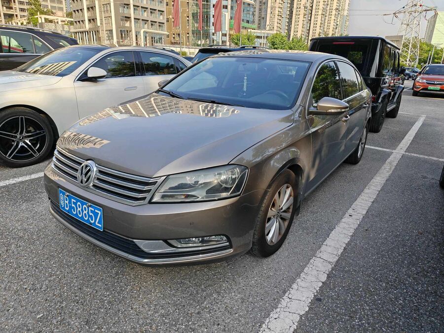 Volkswagen Volkswagen 2013 Magotan 1.8 TSI Leading Edition used car for export from China