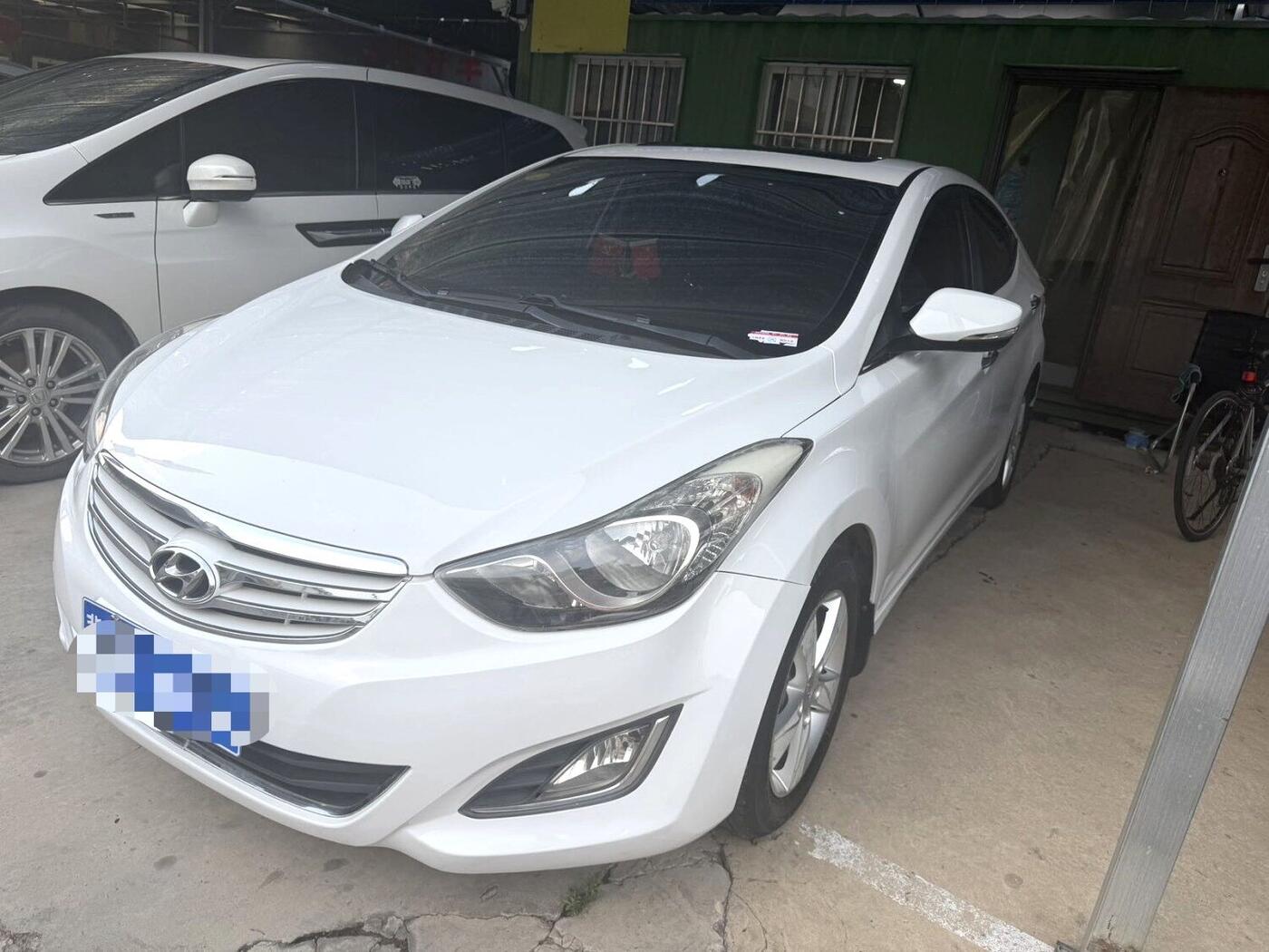 Hyundai 2012 Elantra 1.6 GLX Prestige