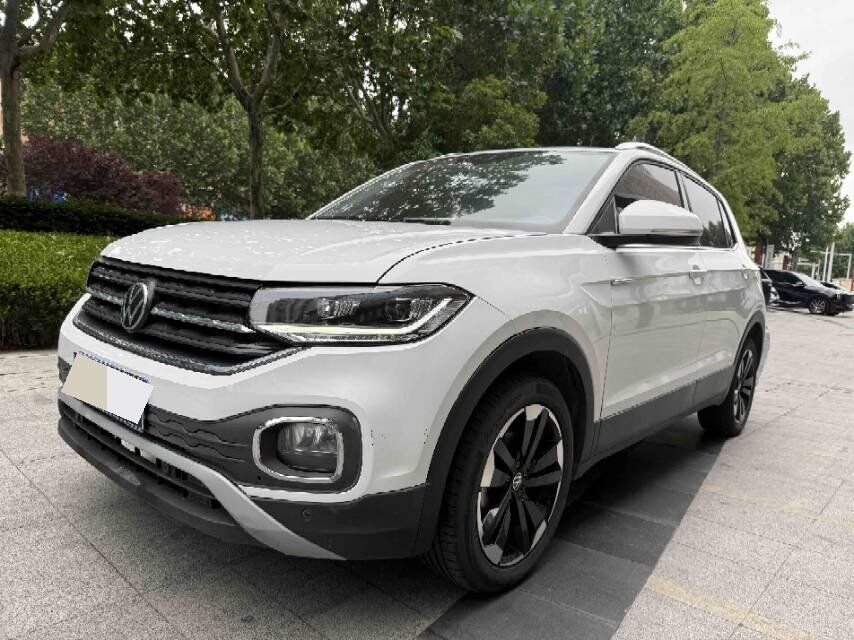 Volkswagen Volkswagen 2023 T-Cross 1.2 TSI 200 TSI Smart Connect R-Line Version used car for export from China