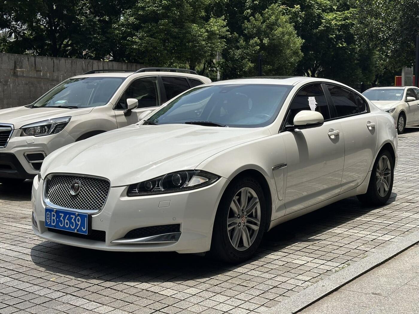 Jaguar XF (Imported) 2015 XF 2.0T 80th Anniversary Collector’s Elegant Edition