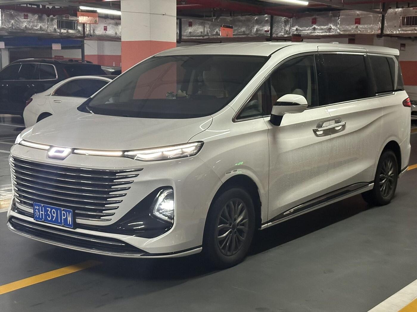 Bestune 2023 M9 48V 2.0T Prestige Model