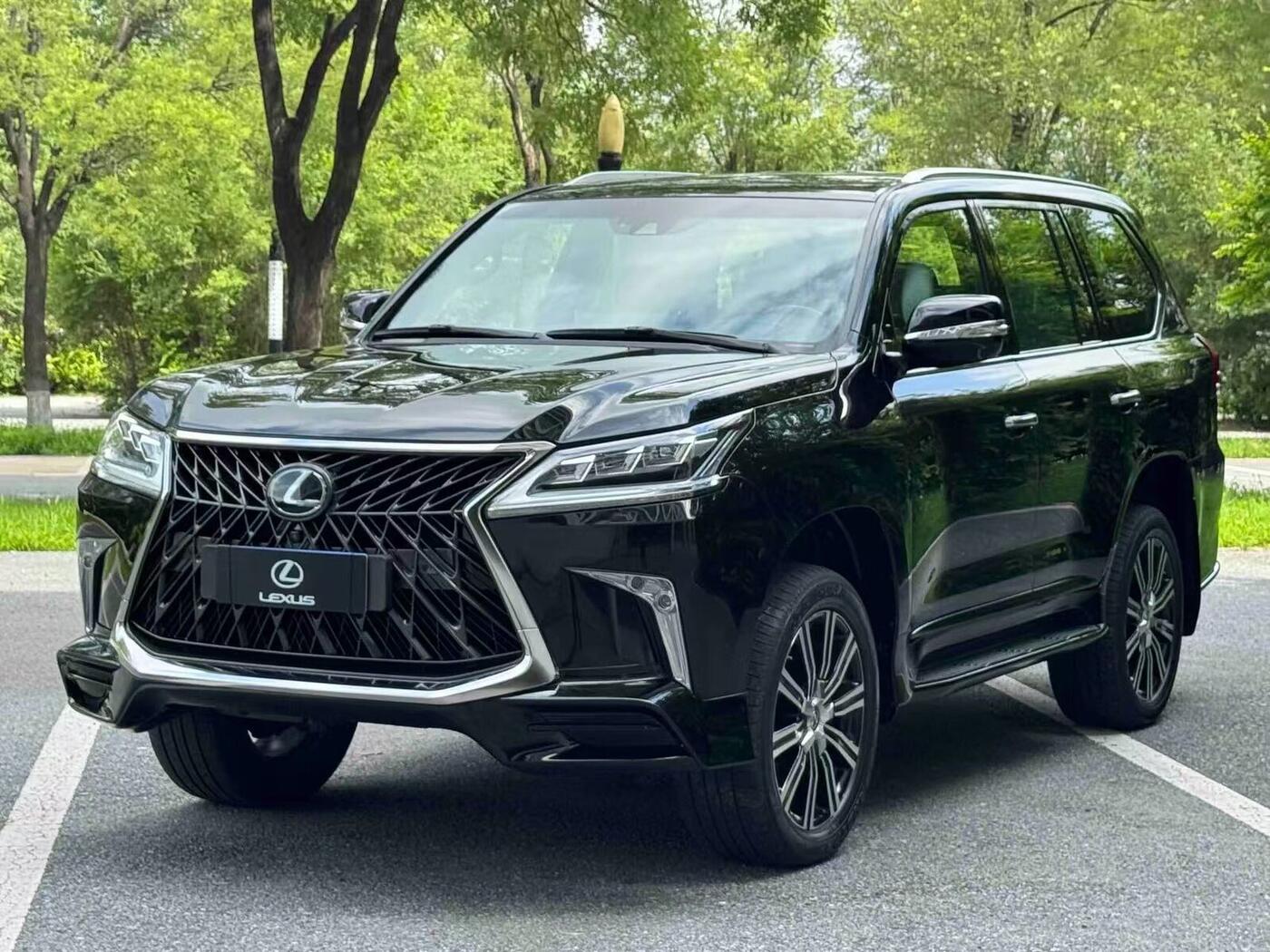 Lexus LX (Imported) 2019 LX570 5.7 Summit Special Edition