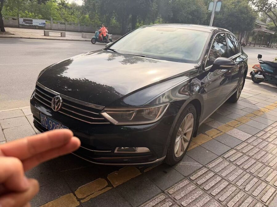Volkswagen Volkswagen 2017 Magotan 1.8 TSI 330 TSI Advanced Model used car for export from China