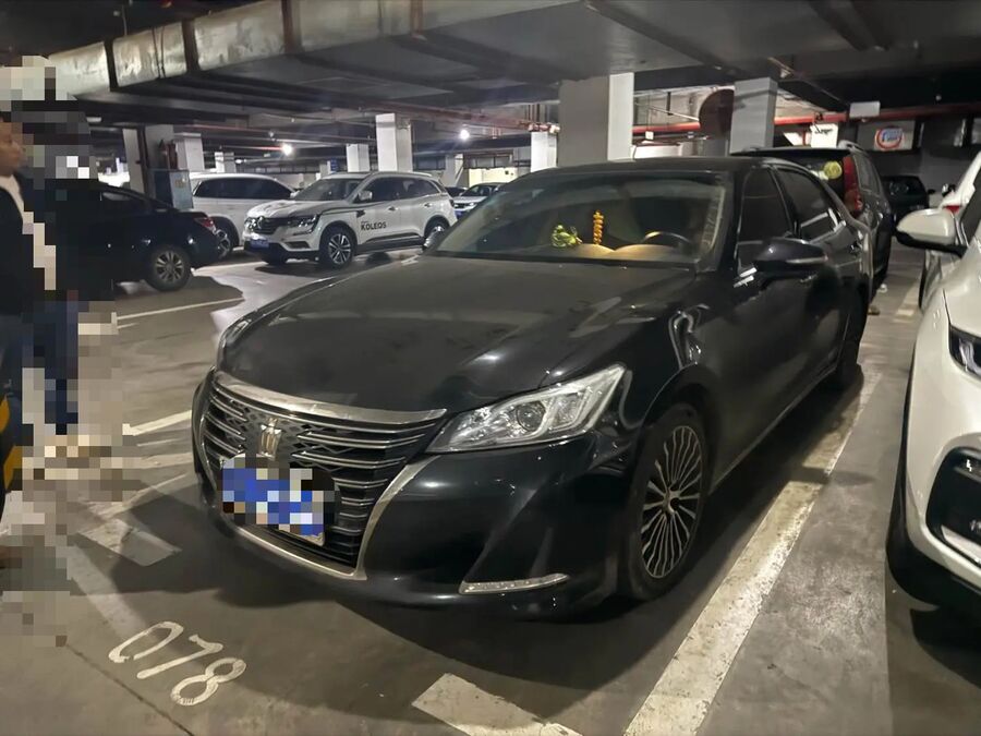 Toyota Toyota 2018 Crown 2.0T Sport used car for export from China