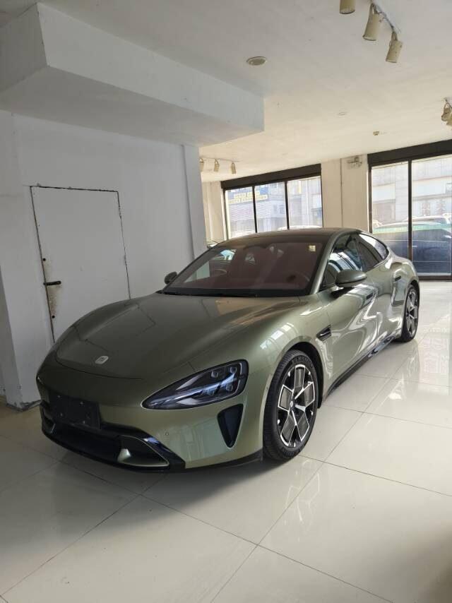 Xiaomi 2024 SU7 700km Rear-Wheel Drive Long-Range Intelligent Driving Version