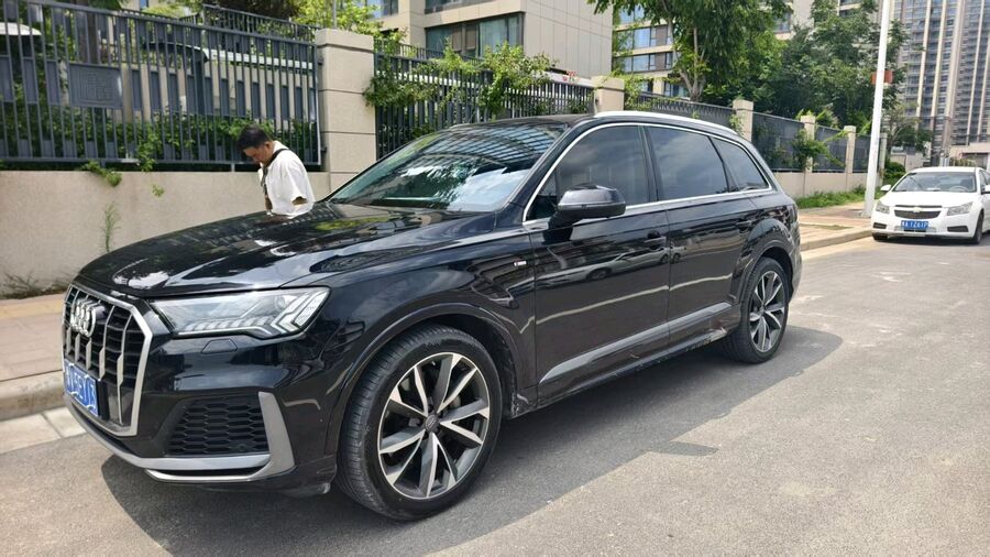 Audi Audi Q7 (Imported) 2020 Q7 48V 3.0 TFSI 55 TFSI Quattro Black Warrior Exclusive Edition used car for export from China