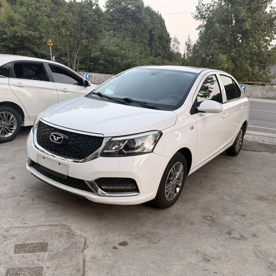 2018 Kaiyi 2018 E3 1.5 Prestige used car for export from China