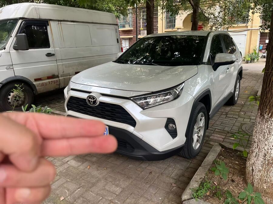 Toyota Toyota 2022 RAV4 2.0 CVT 2WD Style Edition used car for export from China