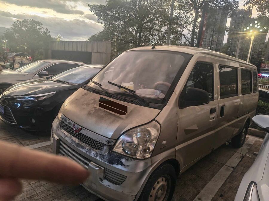 Wuling Wuling 2012 Rongguang 1.5 Standard Model used car for export from China
