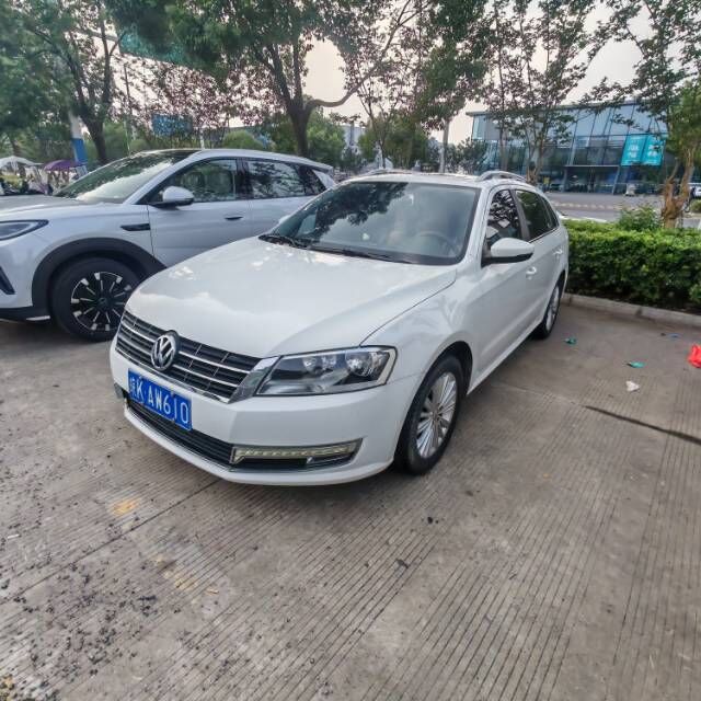 Volkswagen Volkswagen Gran Lavida 2013 Lavida 1.4 TSI Comfort used car for export from China