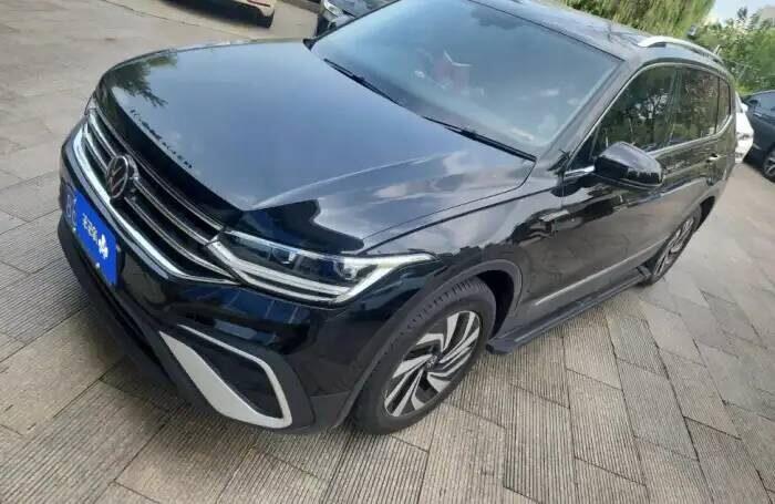 Volkswagen 2024 Tiguan L 1.5 TSI 300 TSI Front-Wheel-Drive Smart Enjoy Edition