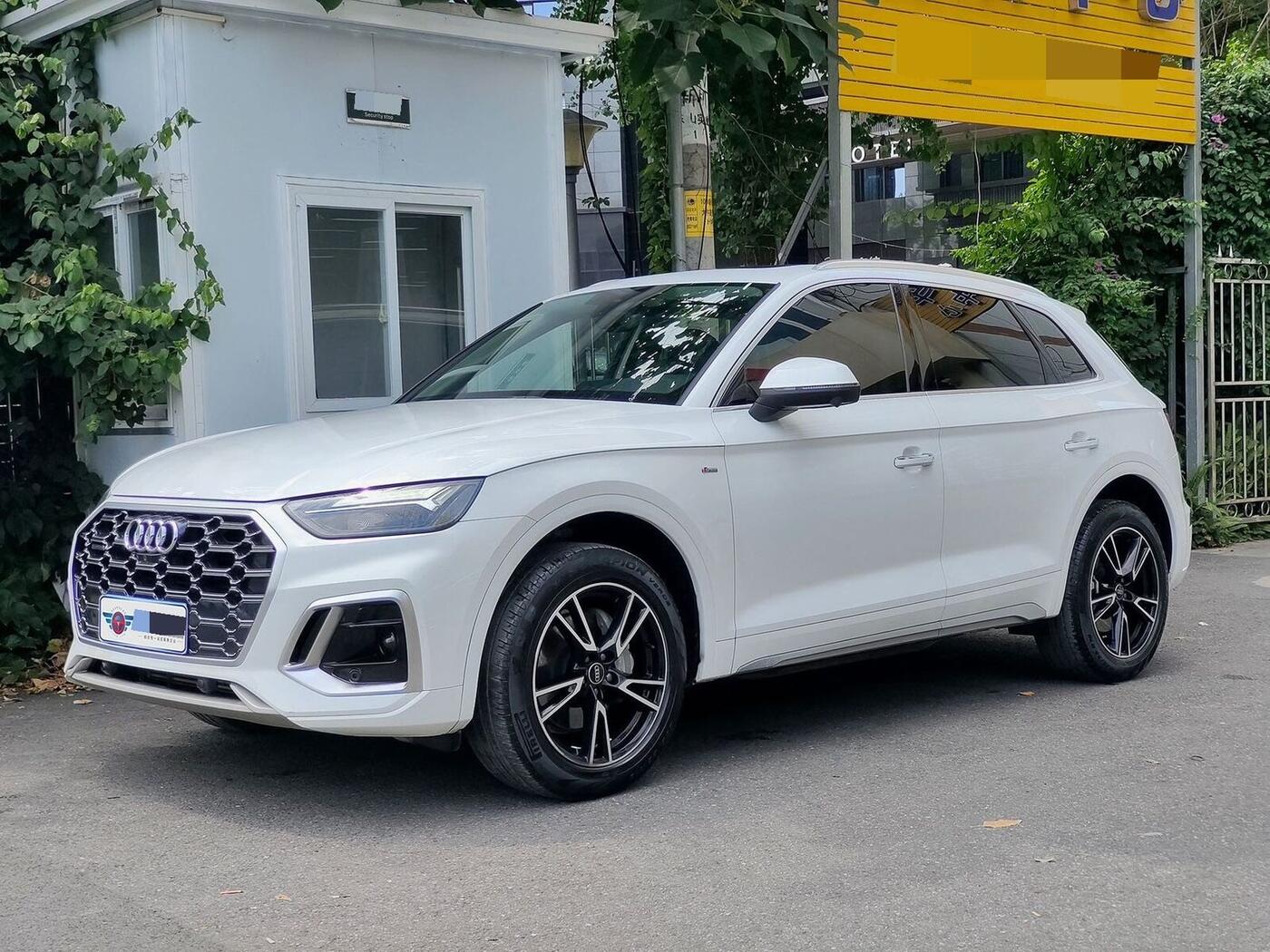 Audi 2023 Q5L 2.0 TFSI 40 TFSI Fashion Dynamic Version